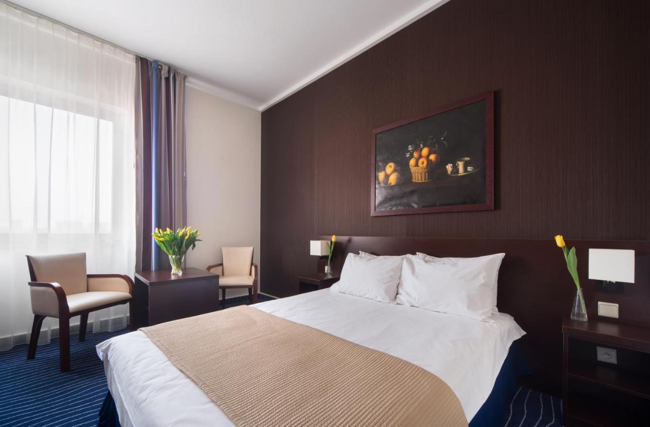Express Krakow Hotel 크라쿠프 외부 사진